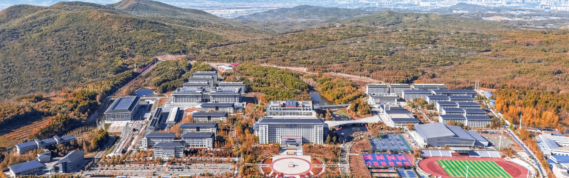 校园全景航拍